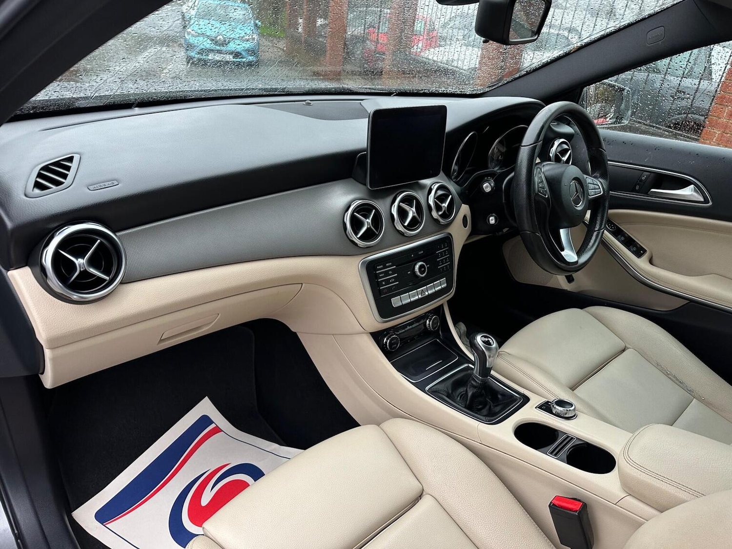 Used Mercedes-Benz GLA 2017 for sale - 76817977: Photo 12