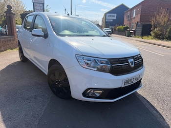 Used Dacia Sandero 2017 for sale - 78340056: Photo