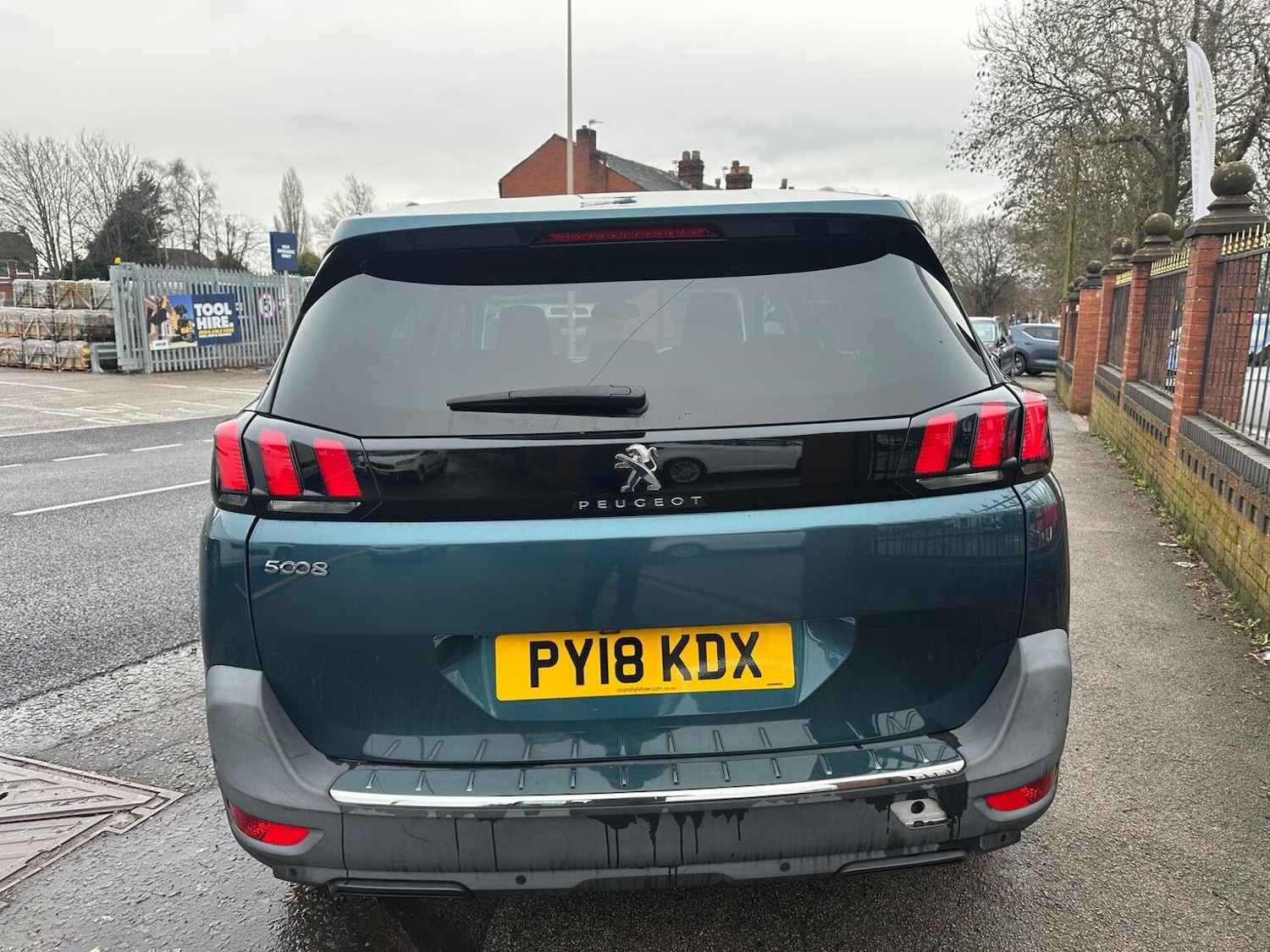 Used Peugeot 5008 2018 for sale - 77385235: Photo 2