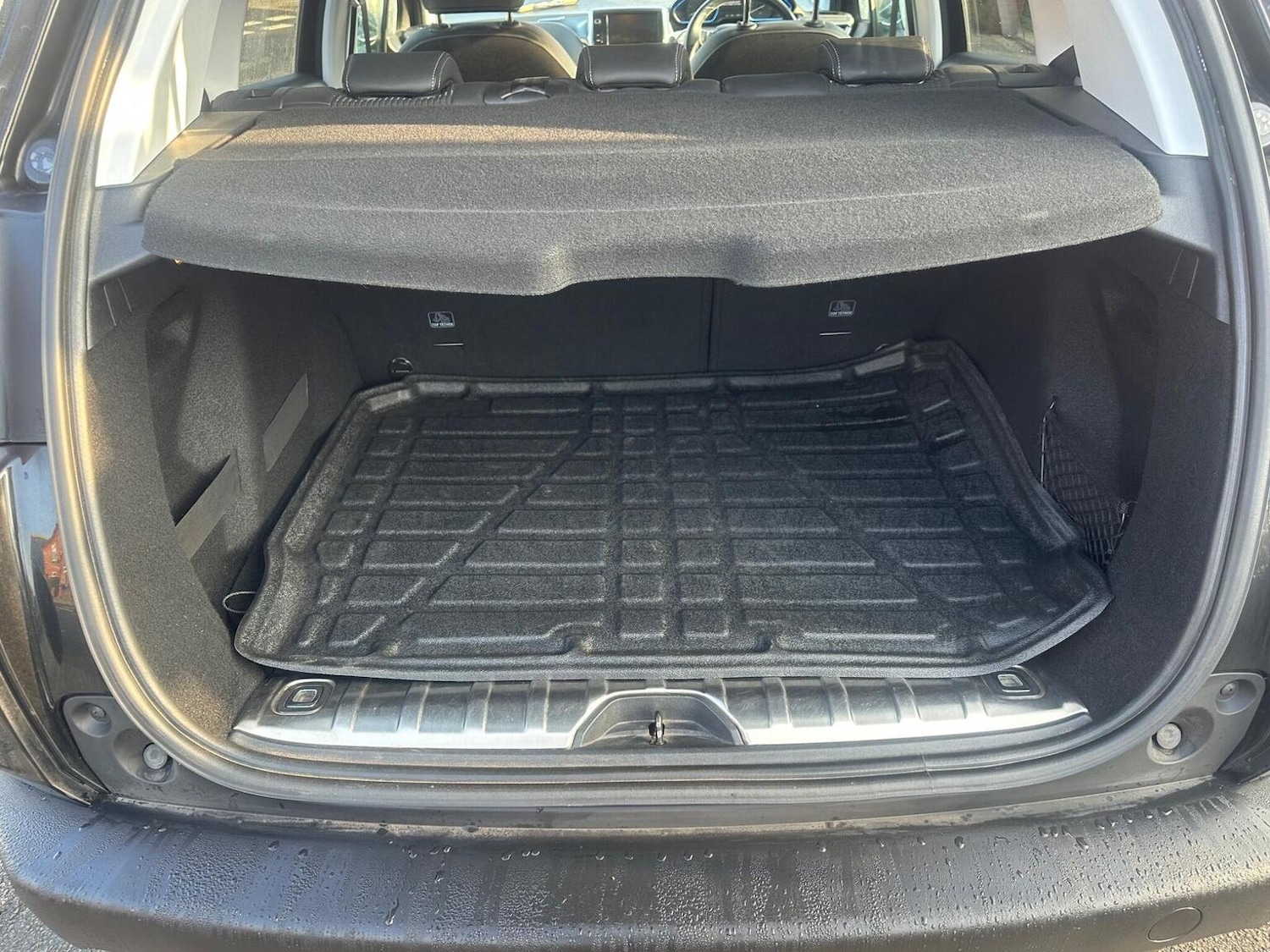 Used Peugeot 2008 2017 for sale - 77766529: Photo 17