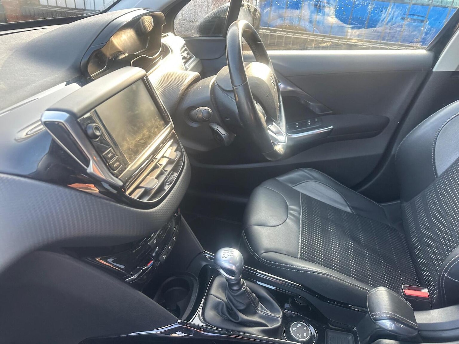 Used Peugeot 2008 2017 for sale - 77766529: Photo 18