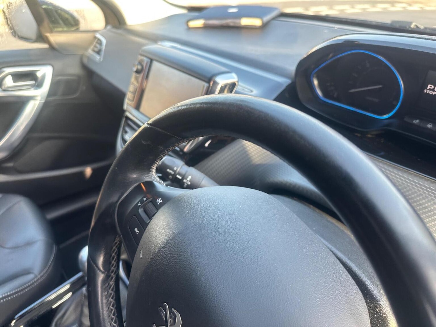 Used Peugeot 2008 2017 for sale - 77766529: Photo 20