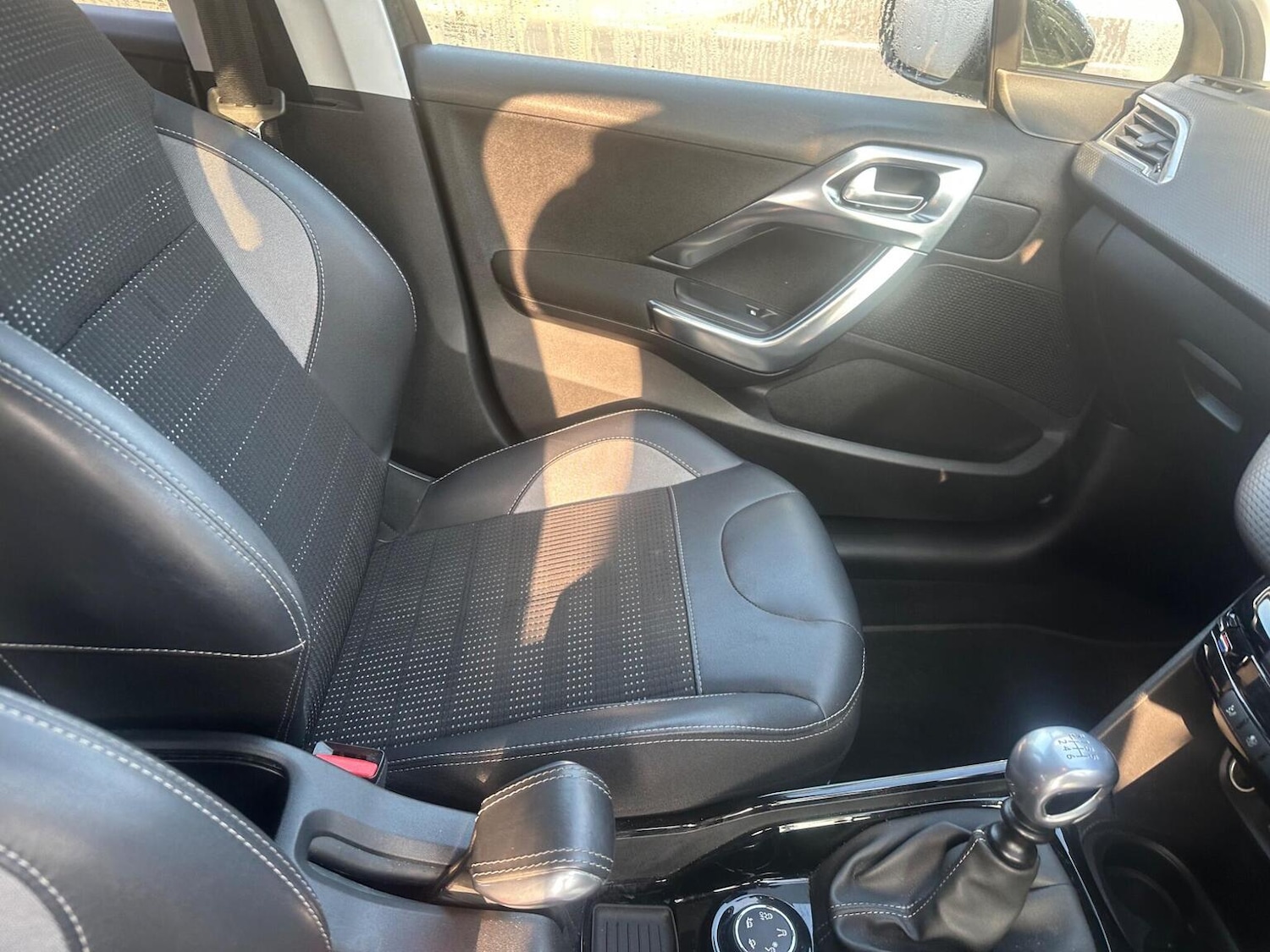 Used Peugeot 2008 2017 for sale - 77766529: Photo 21