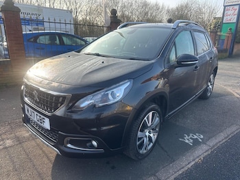 Used Peugeot 2008 2017 for sale - 77766529: Photo