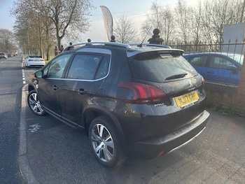 Used Peugeot 2008 2017 for sale - 77766529: Photo