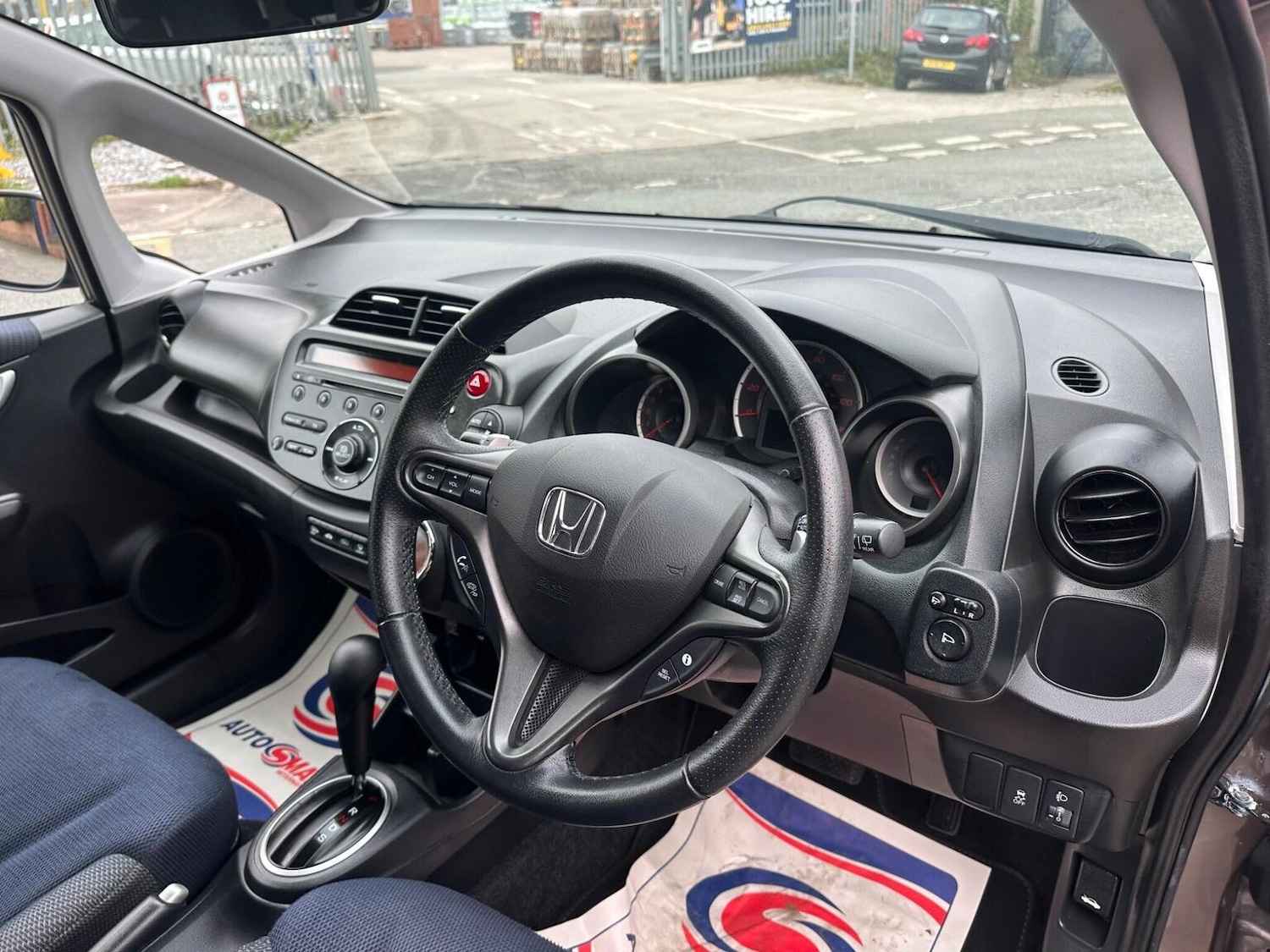 Used Honda Jazz 2014 for sale - 76818000: Photo 13