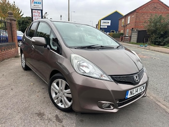 Used Honda Jazz 2014 for sale - 76818000: Photo