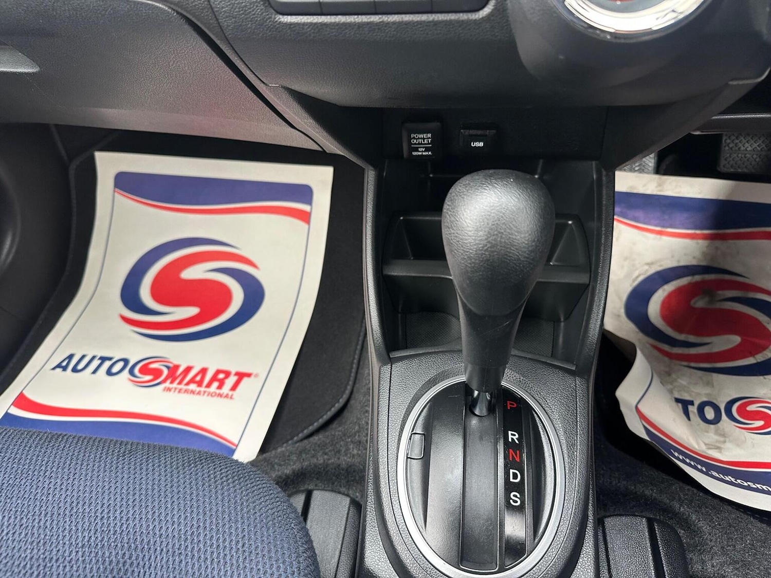 Used Honda Jazz 2014 for sale - 76818000: Photo 20