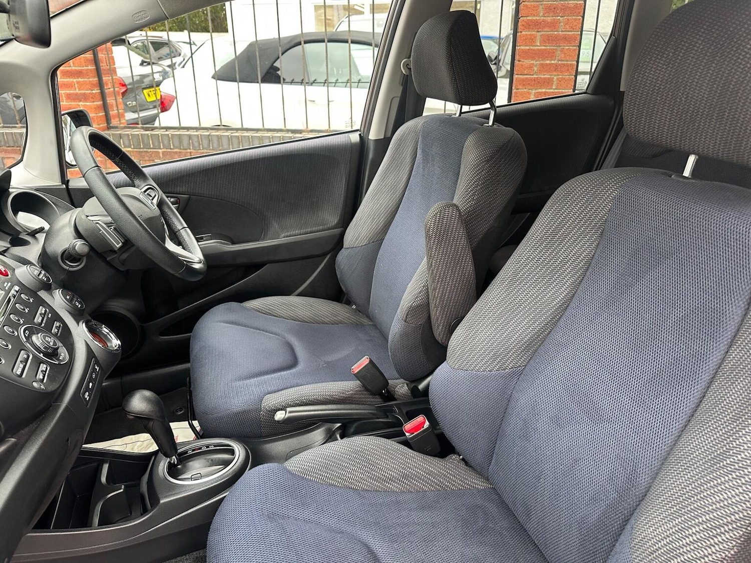 Used Honda Jazz 2014 for sale - 76818000: Photo 9