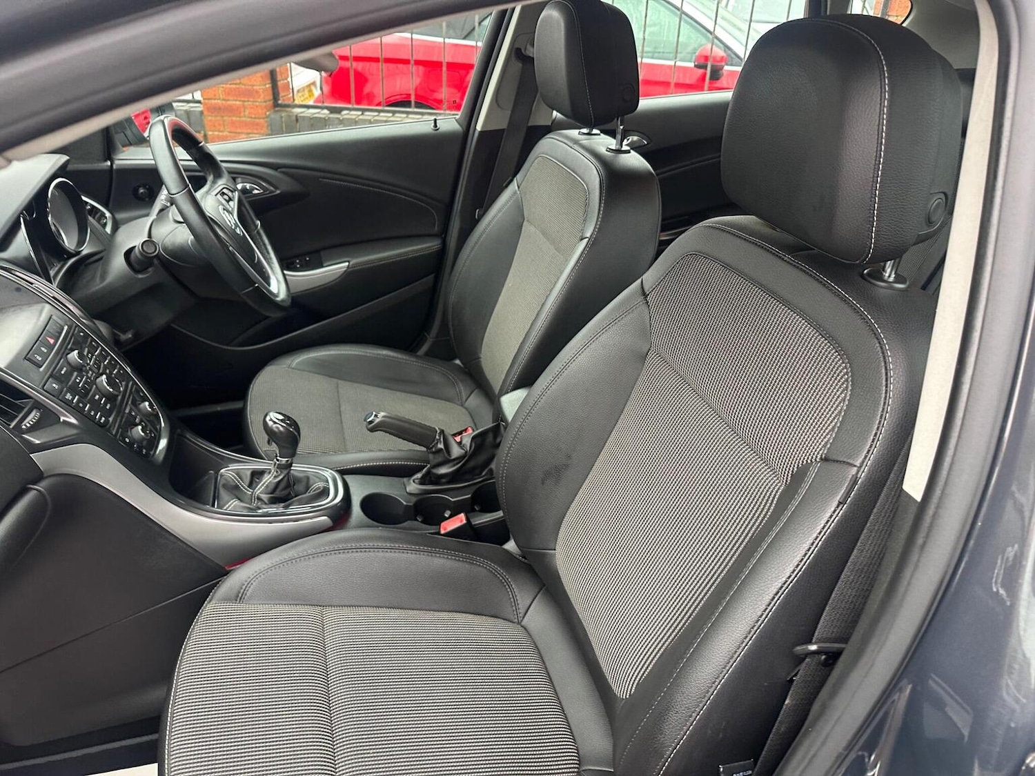 Used Vauxhall Astra 2012 for sale - 77789347: Photo 17