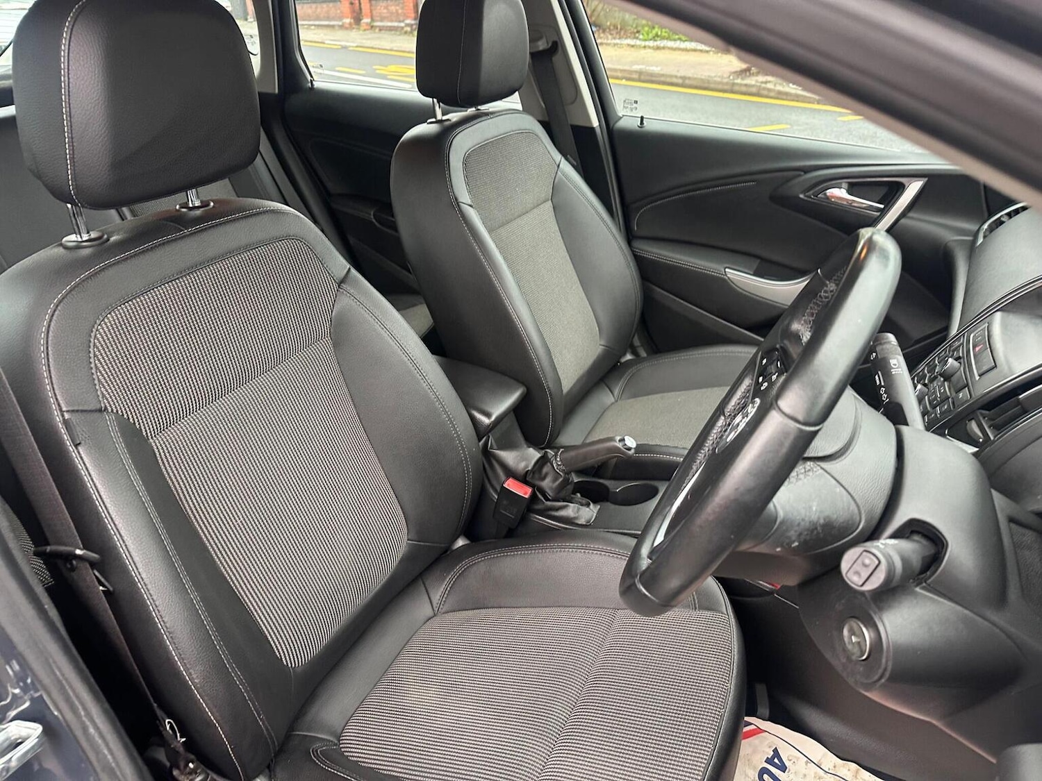 Used Vauxhall Astra 2012 for sale - 77789347: Photo 24