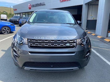 Land Rover - Discovery Sport