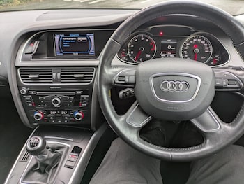 Used Audi A4 2014 for sale - 76548081: Photo