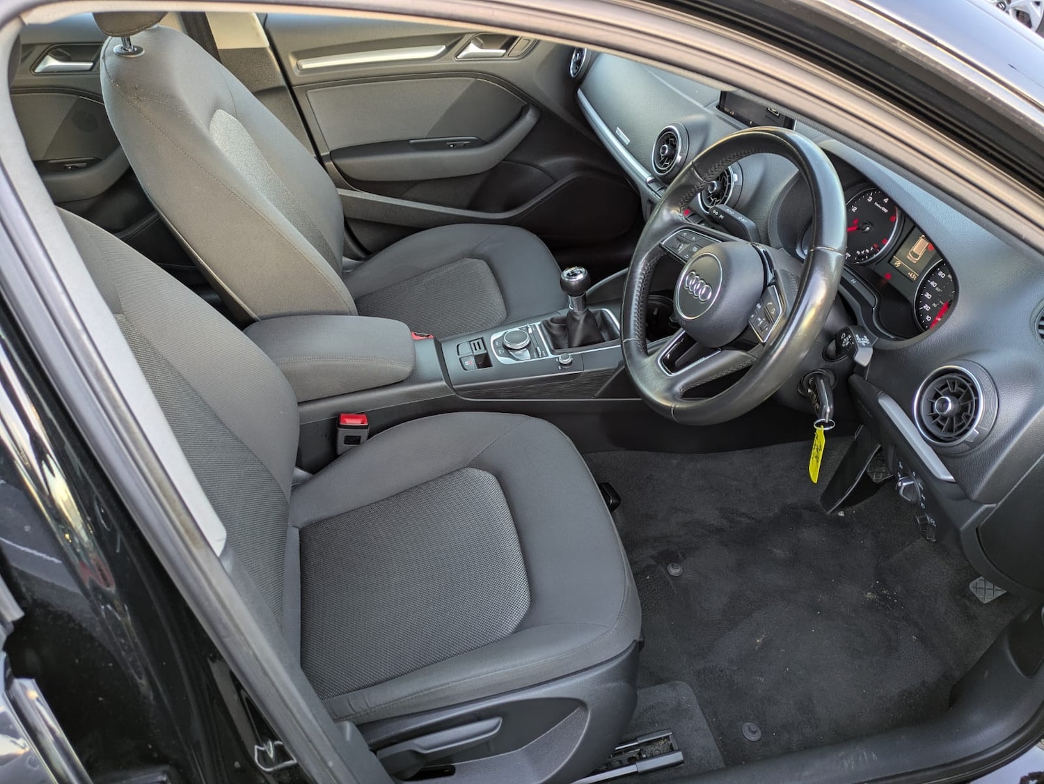 Used Audi A3 2016 for sale - 76670941: Photo 6