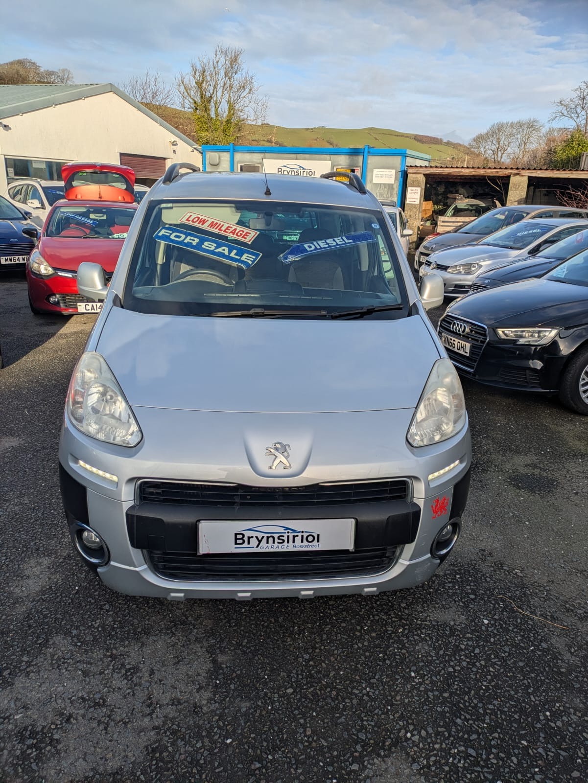 Used Peugeot Partner Tepee 2014 for sale - 77400129: Photo 1