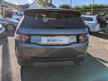 Used Land Rover Discovery Sport 2018 for sale - 76113176: Photo