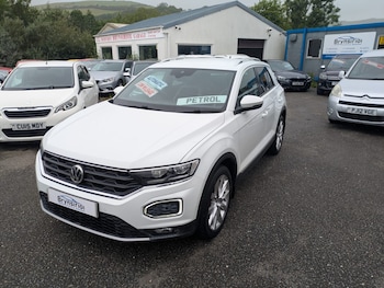 Used Volkswagen T-Roc 2018 for sale - 78782799: Photo
