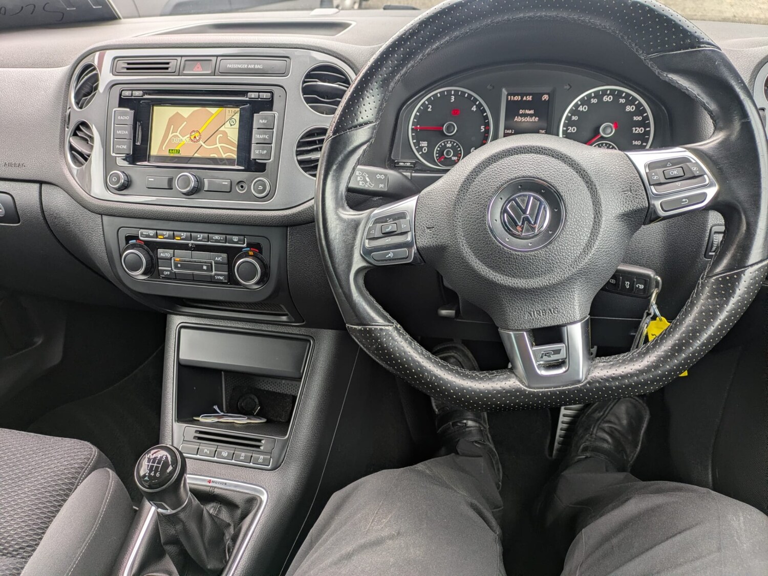 Used Volkswagen Tiguan 2015 for sale - 77595824: Photo 10