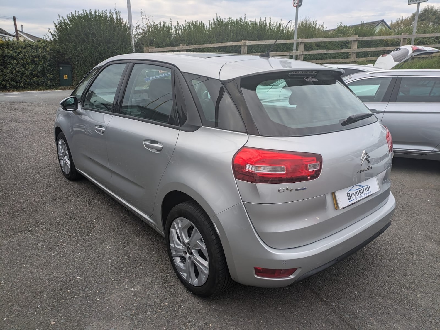 Used Citroen C4 Picasso 2017 for sale - 76174327: Photo 5