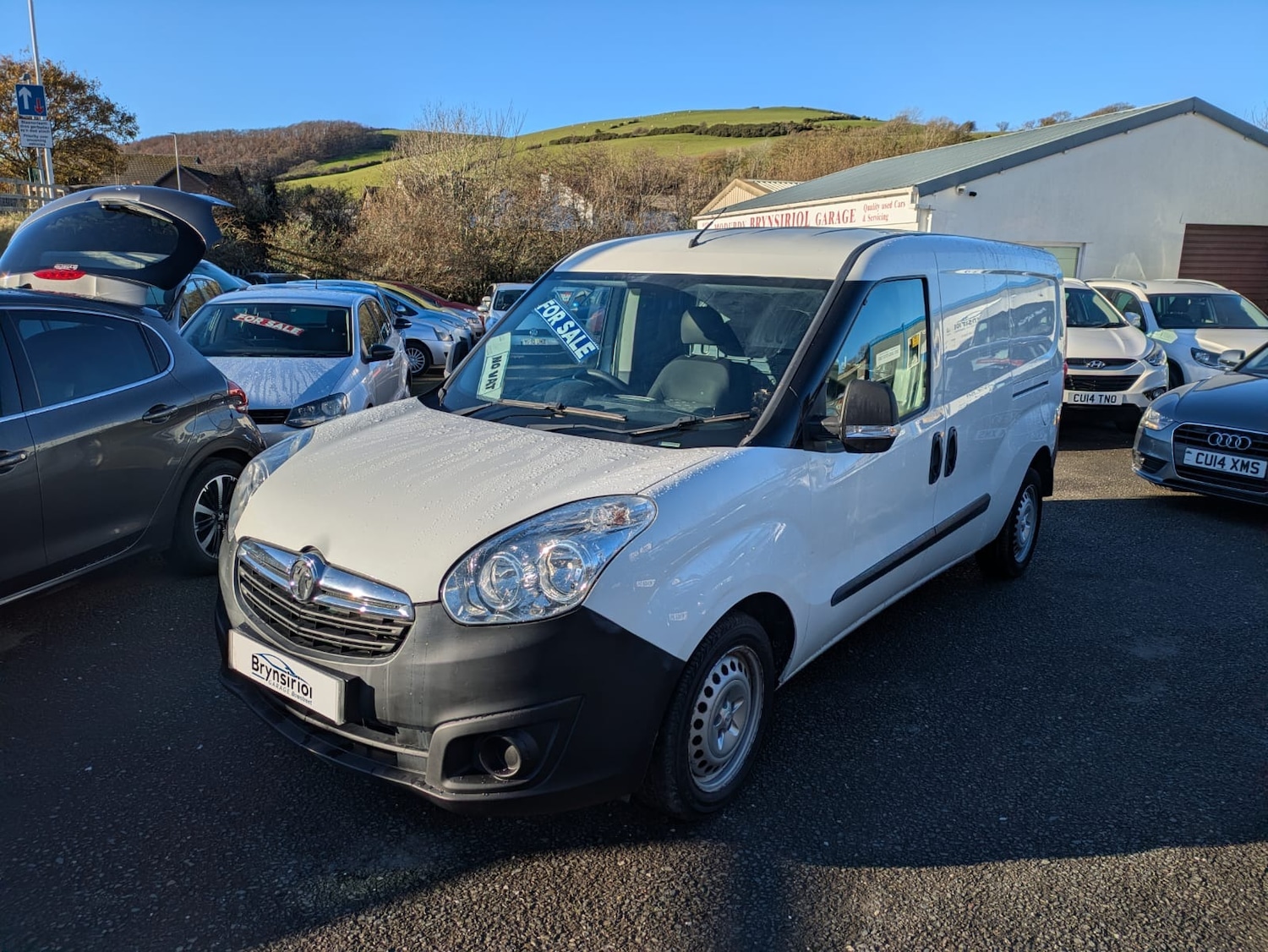 Used Vauxhall Combo 2019 for sale - 76726159: Photo 1