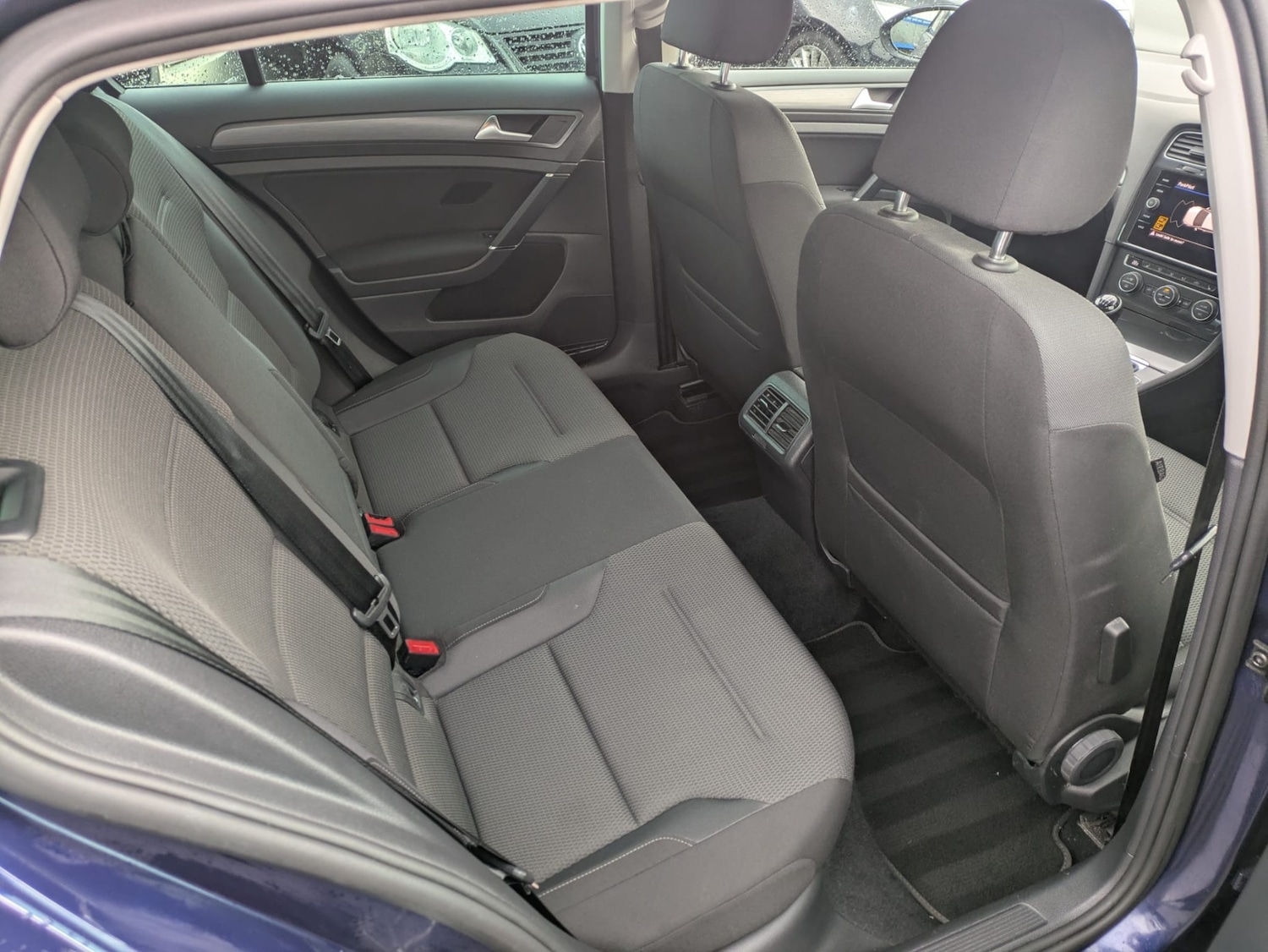 Used Volkswagen Golf 2019 for sale - 77508845: Photo 3