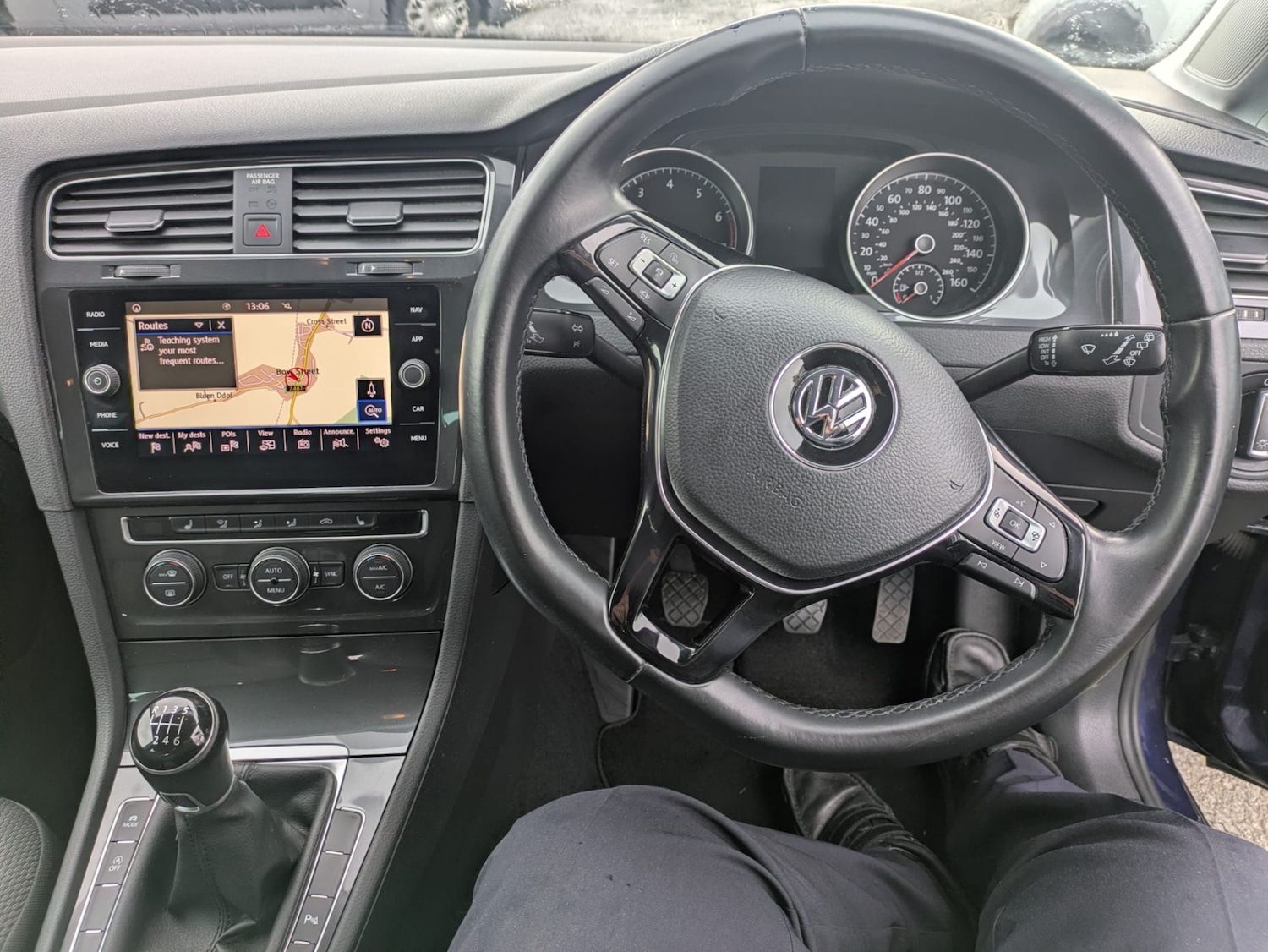Used Volkswagen Golf 2019 for sale - 77508845: Photo 5