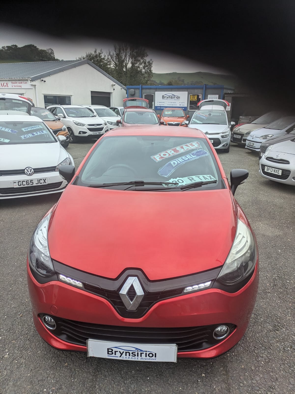 Used Renault Clio 2015 for sale - 76174332: Photo 2