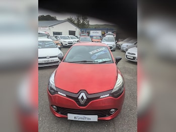 Used Renault Clio 2015 for sale - 76174332: Photo 2
