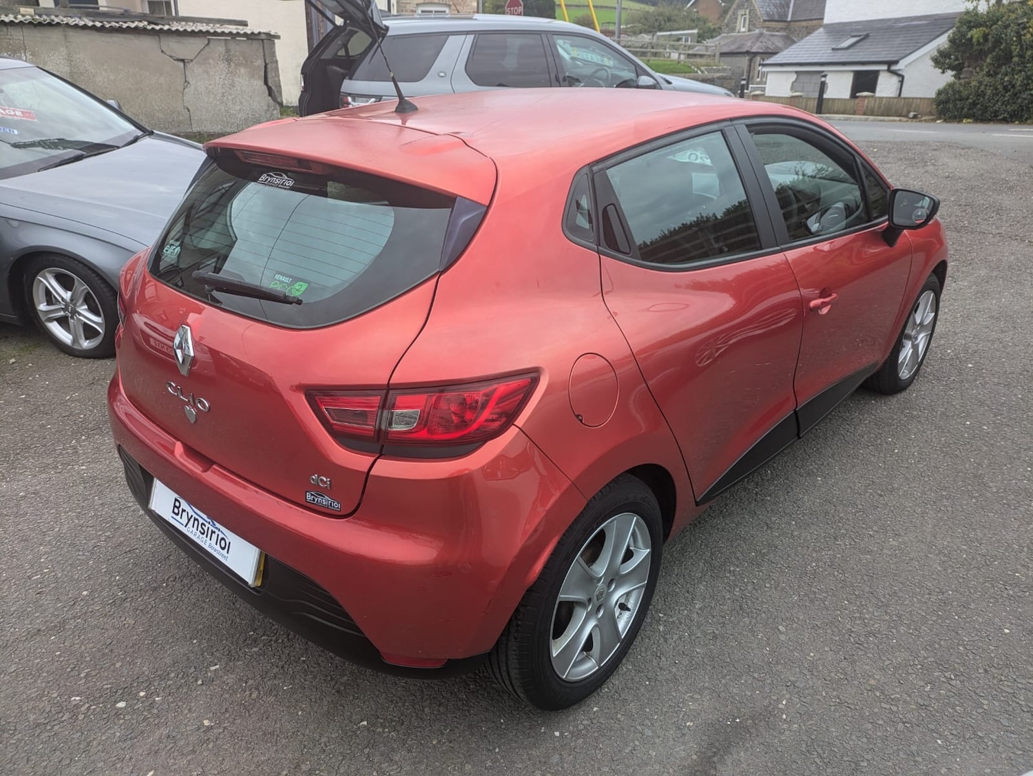 Used Renault Clio 2015 for sale - 76174332: Photo 8