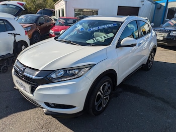 Used Honda HR-V 2017 for sale - 76120468: Photo