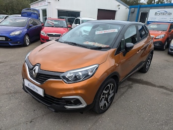 Used Renault Captur 2019 for sale - 76120451: Photo