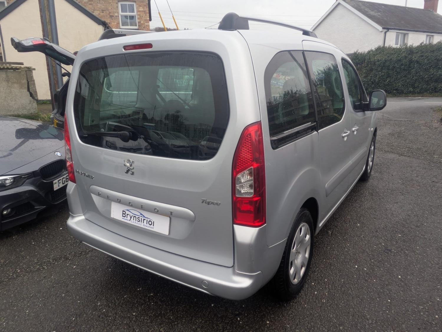 Used Peugeot Partner Tepee 2011 for sale - 77921702: Photo 4