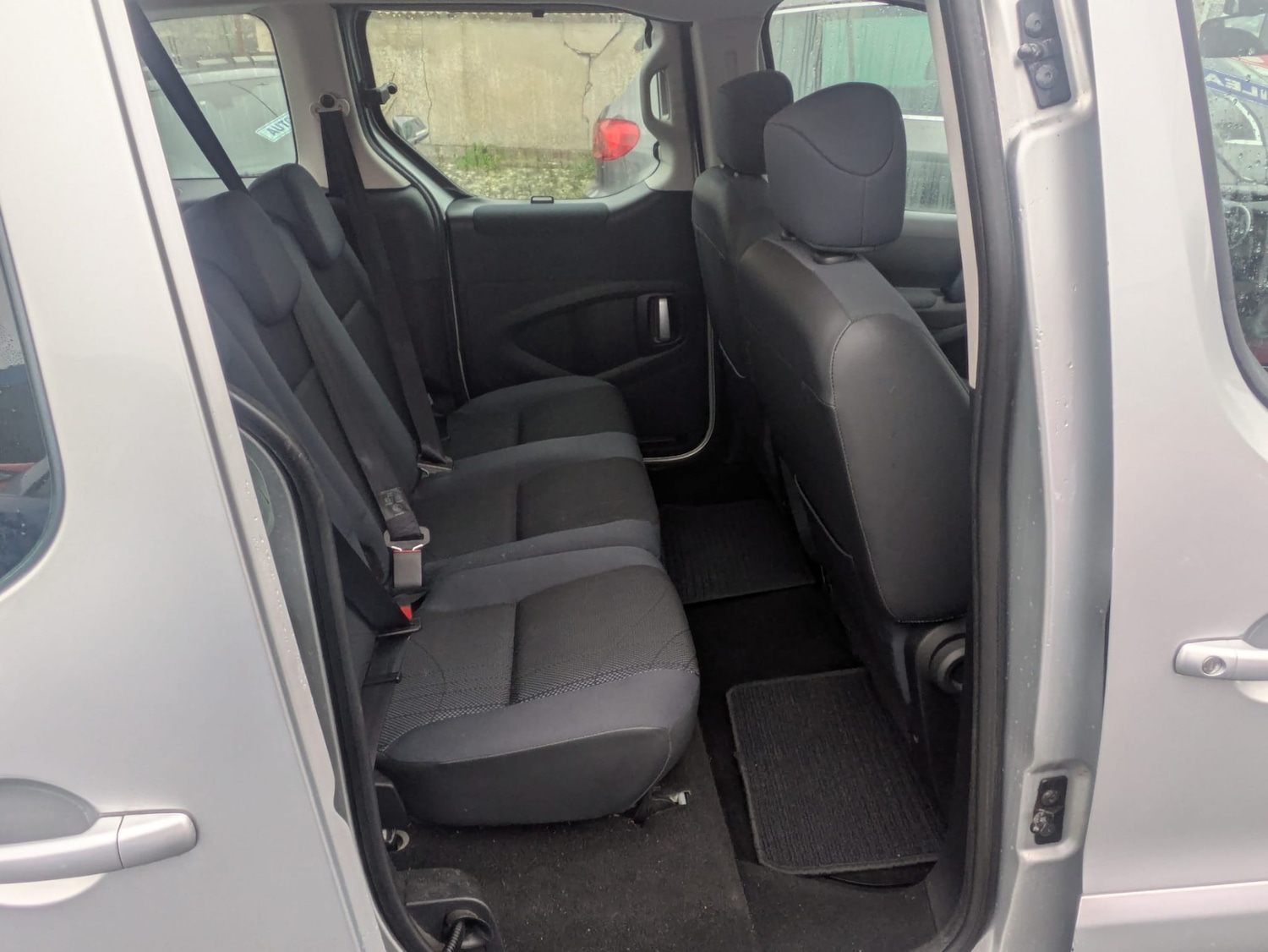 Used Peugeot Partner Tepee 2011 for sale - 77921702: Photo 7