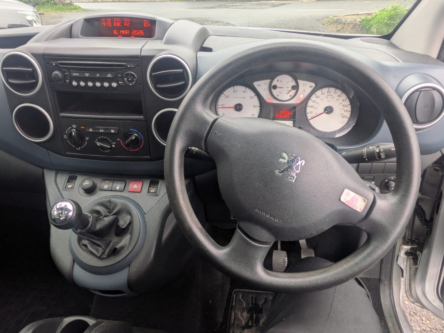 Used Peugeot Partner Tepee 2011 for sale - 77921702: Photo 9