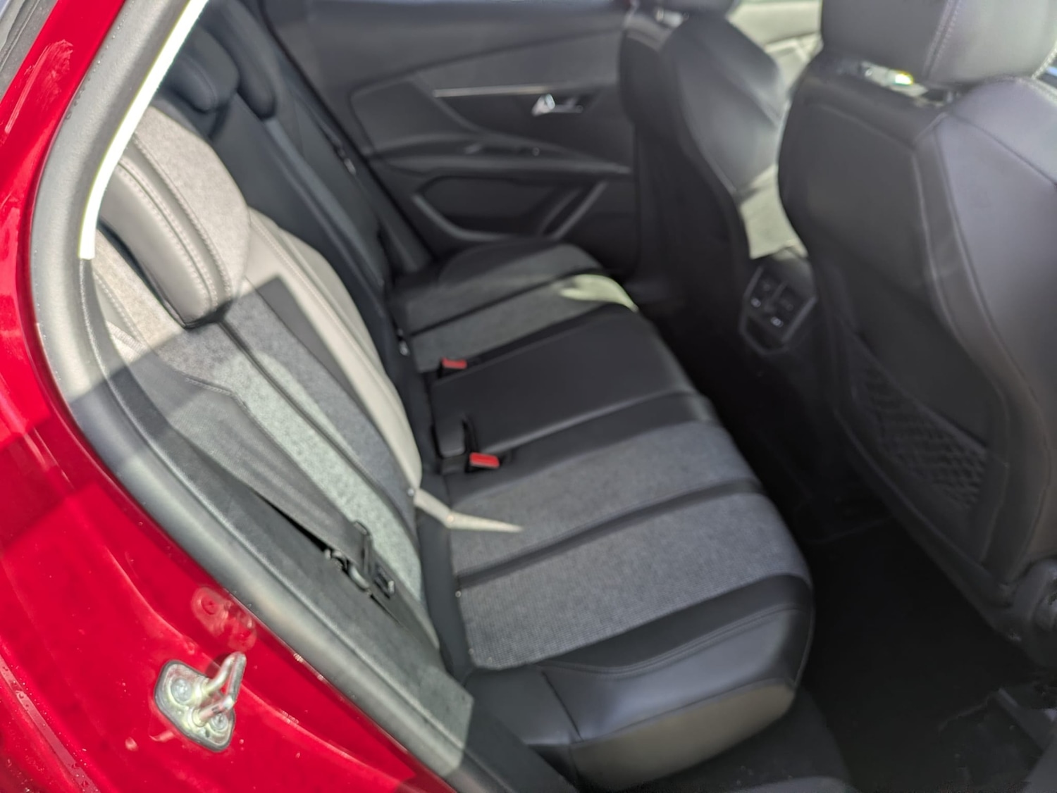 Used Peugeot 3008 2018 for sale - 77921700: Photo 7