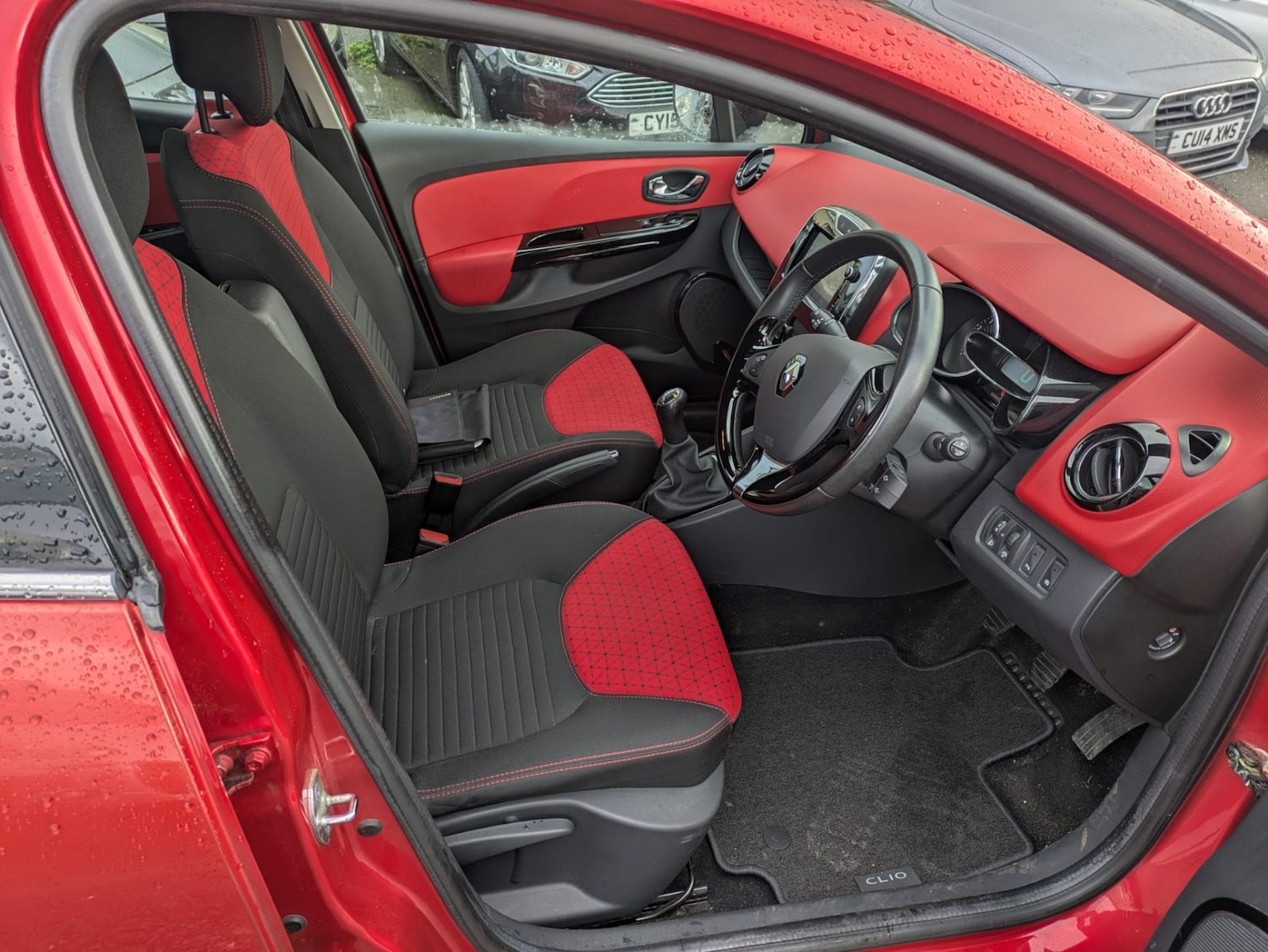 Used Renault Clio 2014 for sale - 77310759: Photo 9