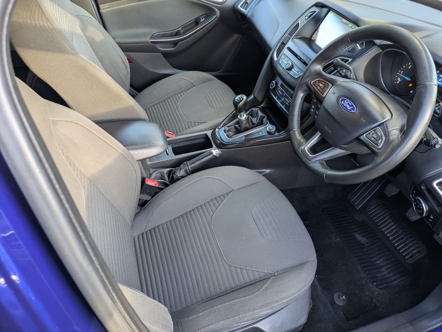 Used Ford Focus 2014 for sale - 76670939: Photo 5