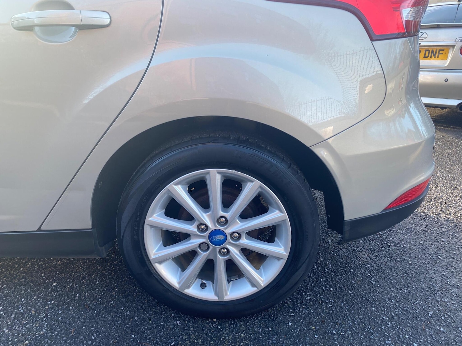 Used Ford Focus 2015 for sale - 76786766: Photo 31