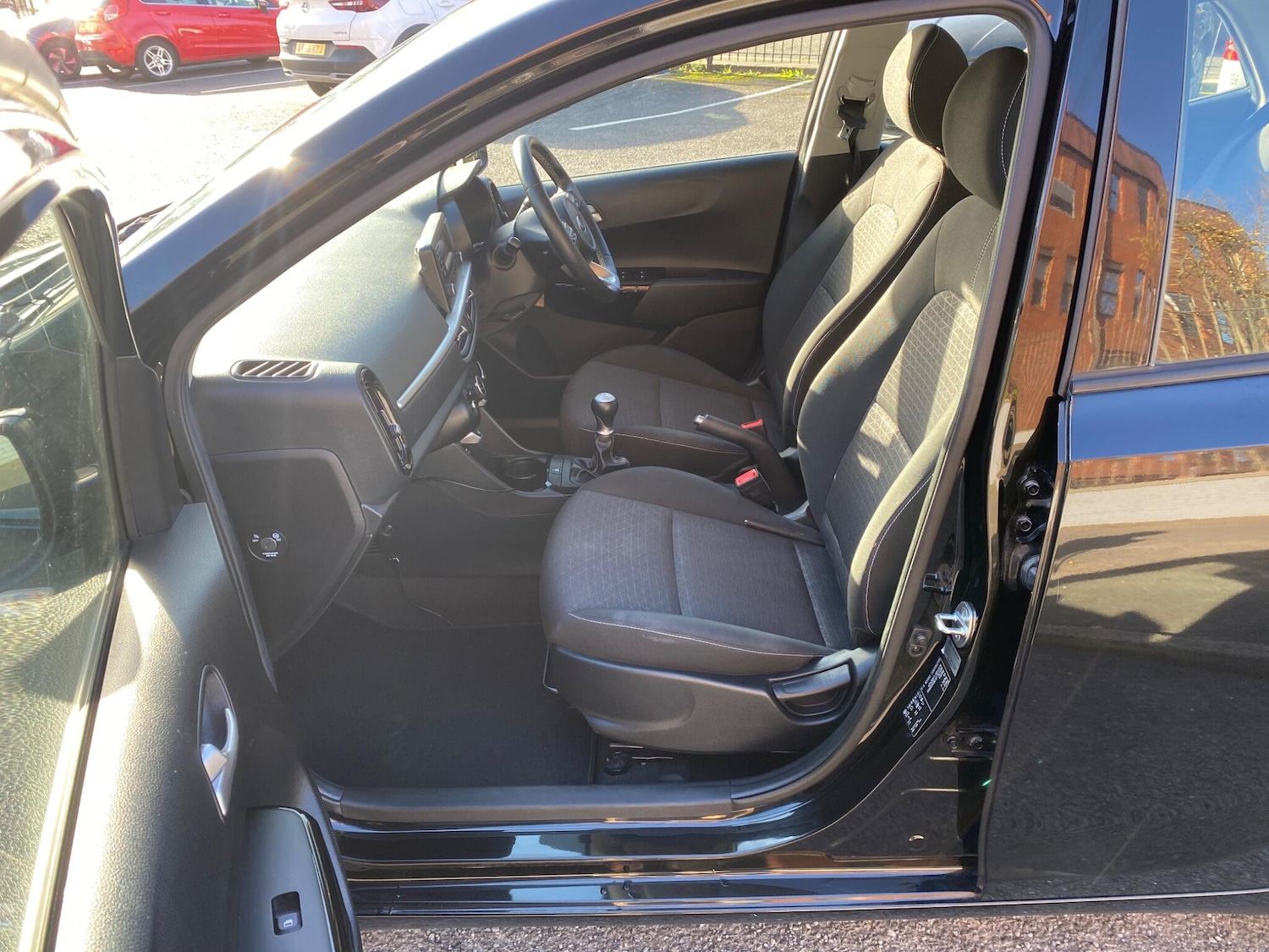 Used Kia Picanto 2021 for sale - 76409262: Photo 17