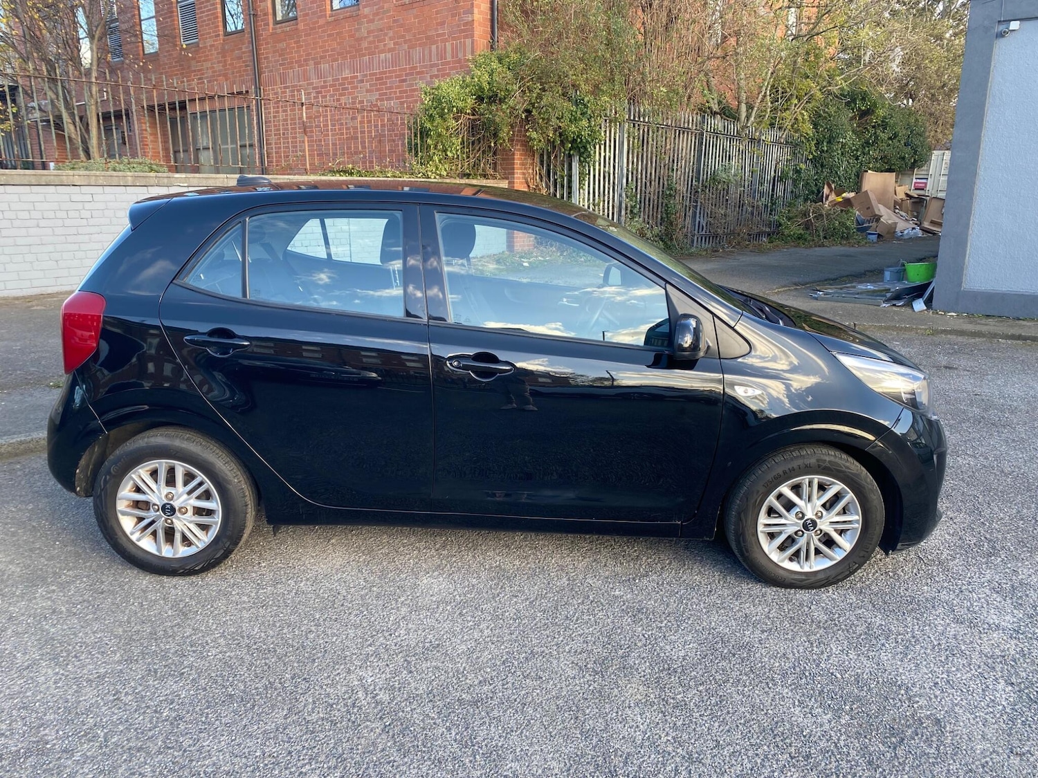 Used Kia Picanto 2021 for sale - 76409262: Photo 8