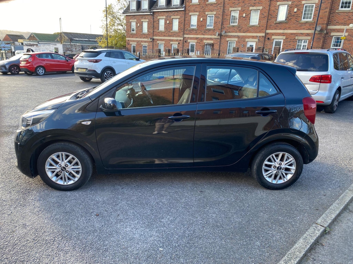 Used Kia Picanto 2021 for sale - 76409262: Photo 9