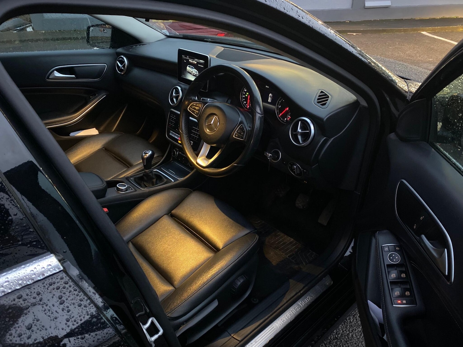 Used Mercedes-Benz A-Class 2017 for sale - 76620328: Photo 11