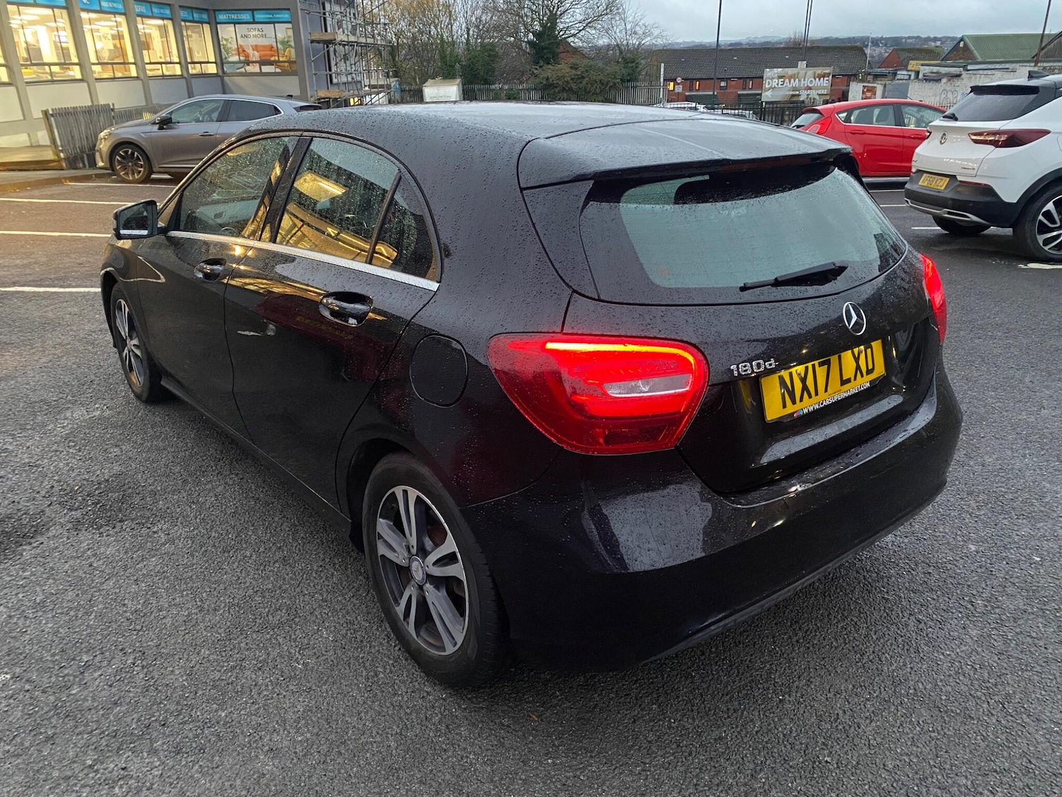 Used Mercedes-Benz A-Class 2017 for sale - 76620328: Photo 3