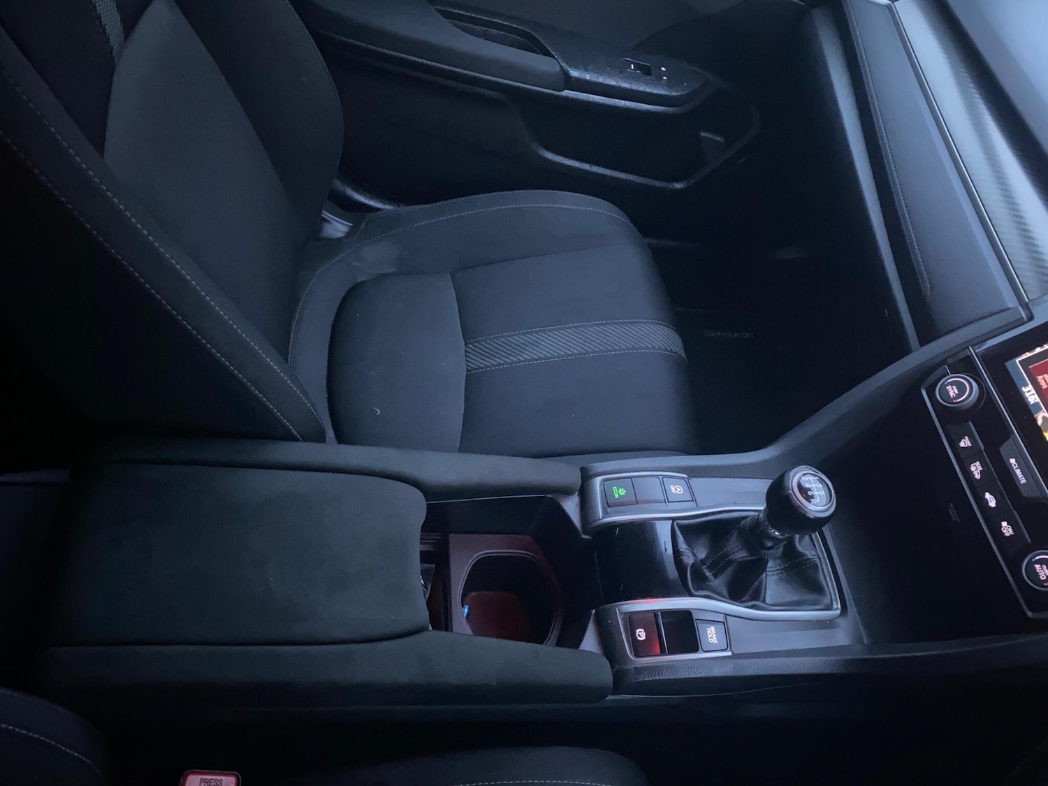 Used Honda Civic 2017 for sale - 76714966: Photo 16