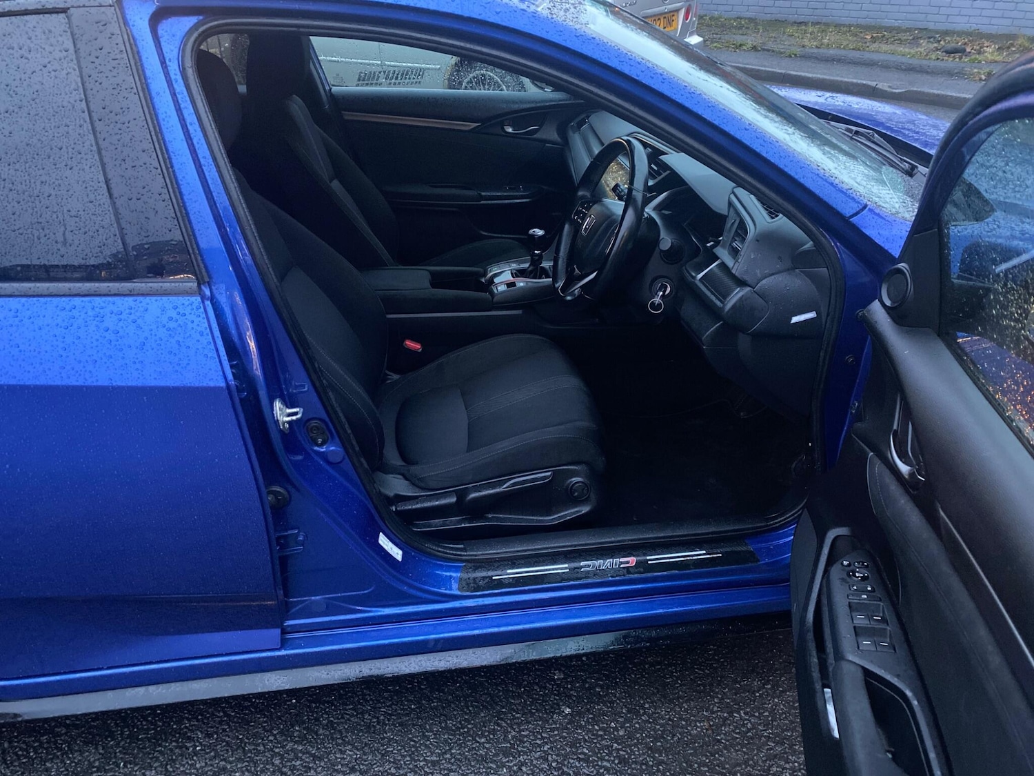 Used Honda Civic 2017 for sale - 76714966: Photo 18