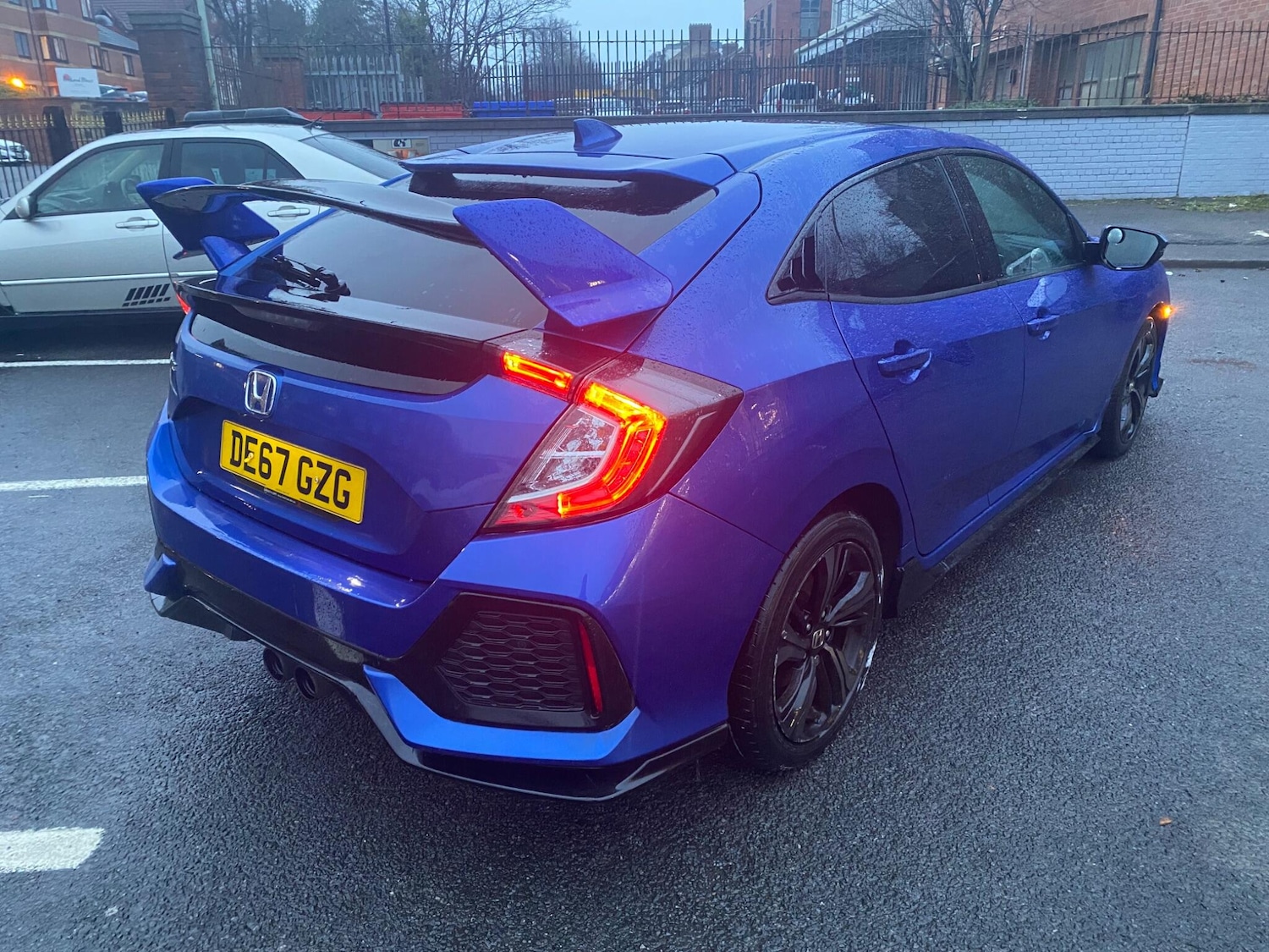 Used Honda Civic 2017 for sale - 76714966: Photo 3