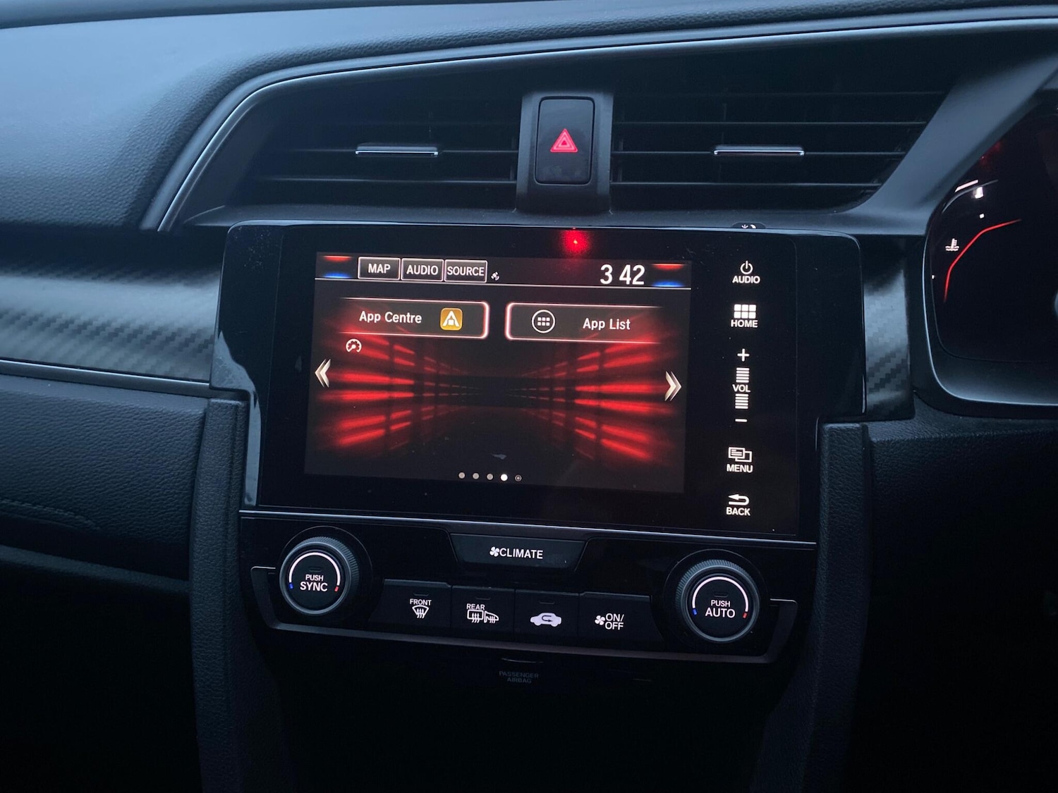 Used Honda Civic 2017 for sale - 76714966: Photo 33