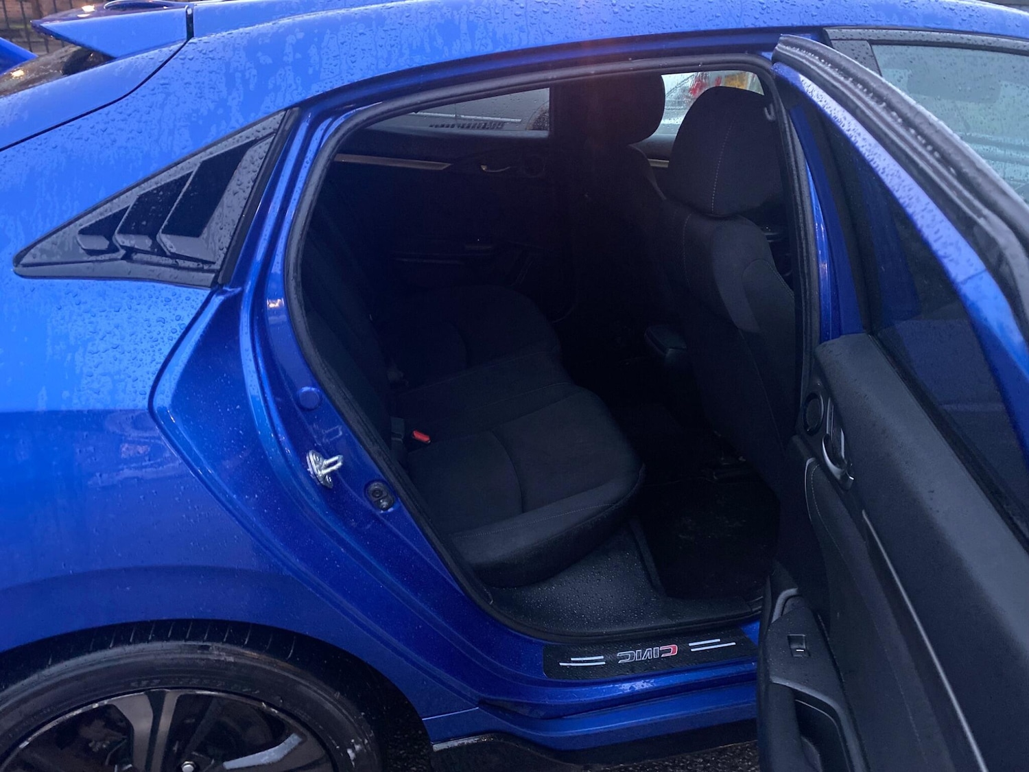 Used Honda Civic 2017 for sale - 76714966: Photo 46