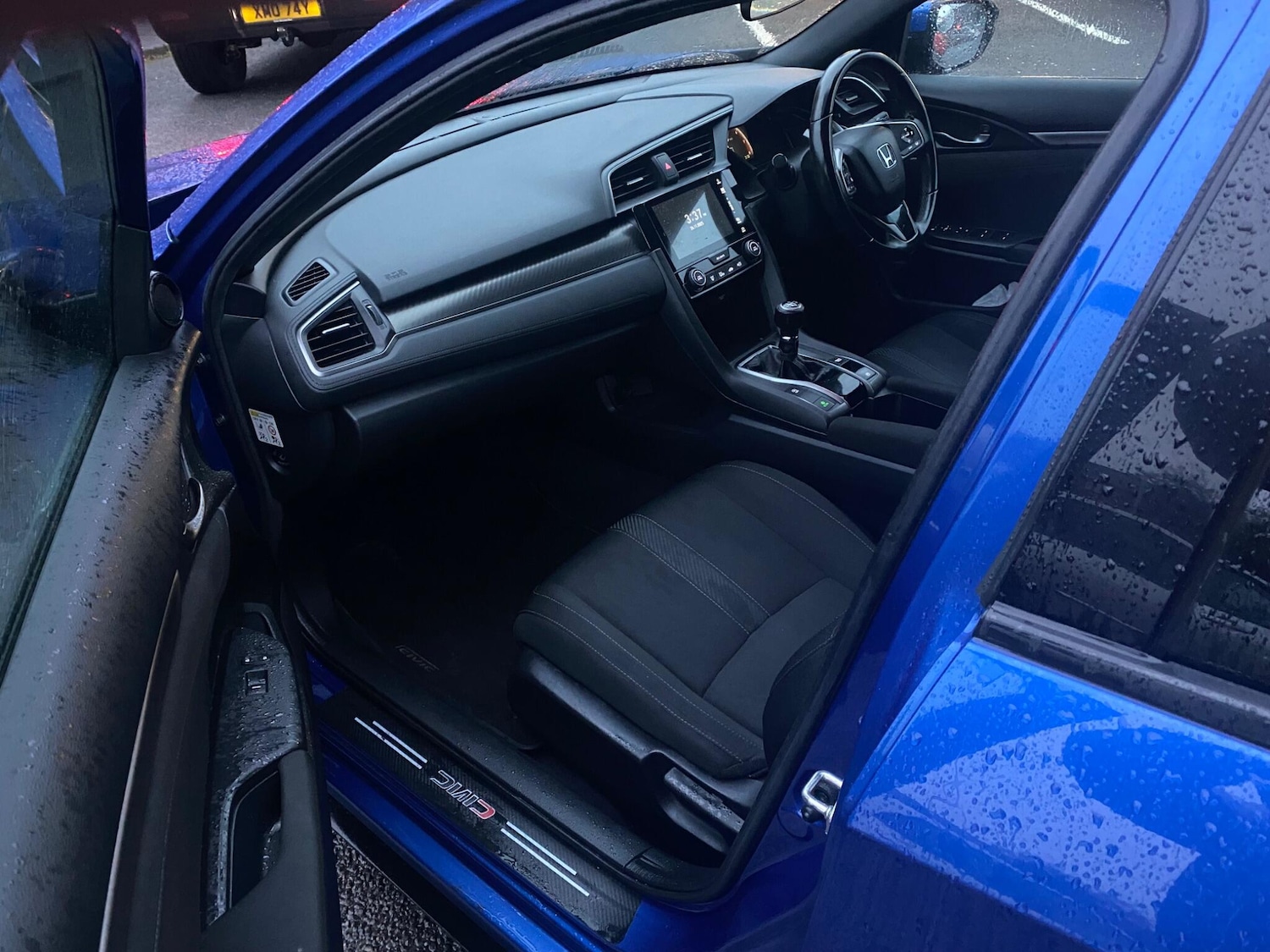 Used Honda Civic 2017 for sale - 76714966: Photo 47