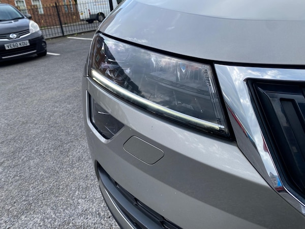 Used Skoda Karoq 2018 for sale - 76021040: Photo 34